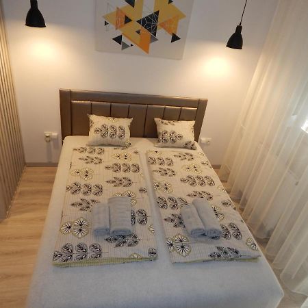 Pisztacia 2020 Apartman Kazincbarcika Luaran gambar