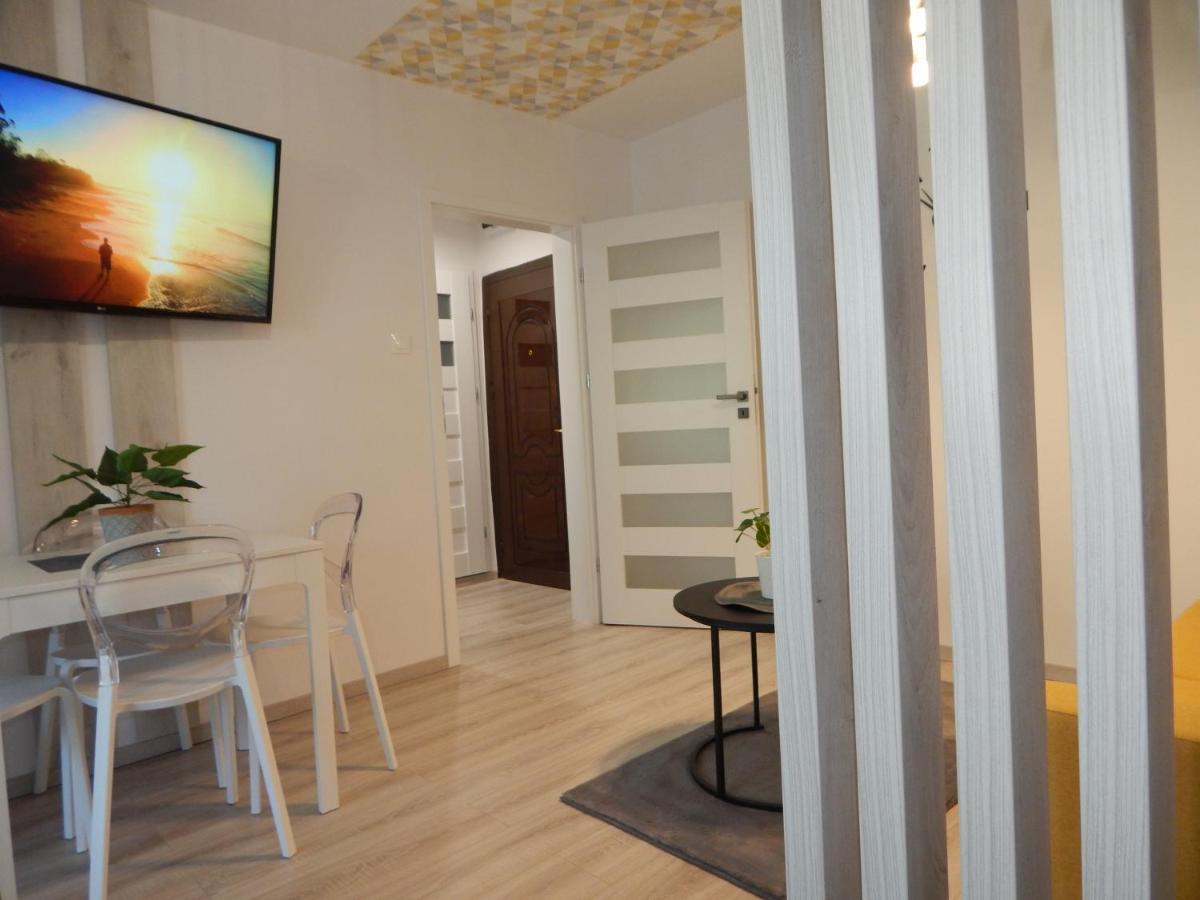 Pisztacia 2020 Apartman Kazincbarcika Luaran gambar
