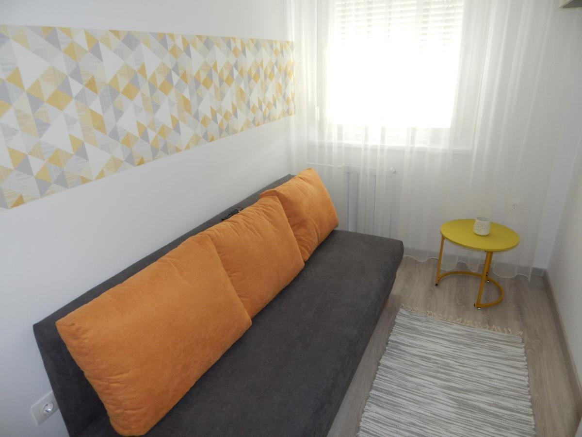 Pisztacia 2020 Apartman Kazincbarcika Luaran gambar