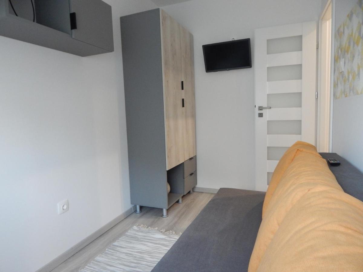 Pisztacia 2020 Apartman Kazincbarcika Luaran gambar